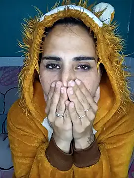 kariciasecreta online show from September 16, 2025, 2:34 am