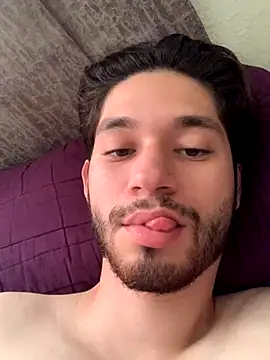 pitudo1313wuero online show from October 2, 2025, 10:06 pm