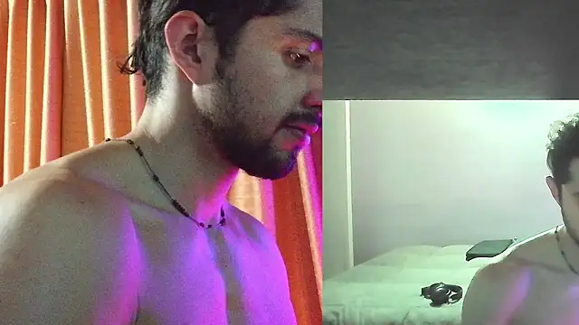 Snapshot of Axel-Cr0ss chatting on September 23, 2025, 2:47 am Axel-Cr0ss online show from September 23, 2025, 2:47 am