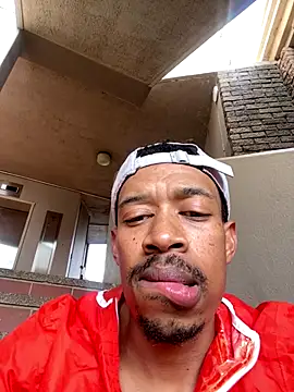 Snapshot of fitsexyman chatting on September 13, 2025, 1:22 pm fitsexyman online show from September 13, 2025, 1:22 pm