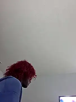 Cocoaversace302 online show from November 10, 2025, 5:06 am