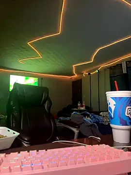 dismissedrose online show from November 28, 2025, 10:18 am