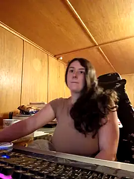 YoungLiisaxx online show from March 15, 2026, 9:32 pm