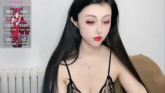 XiaoQiao online show from September 11, 2025, 5:57 pm