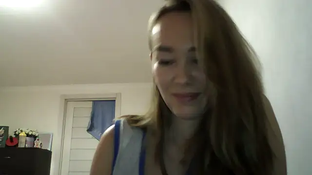 Sovaee online show from October 10, 2025, 4:50 pm