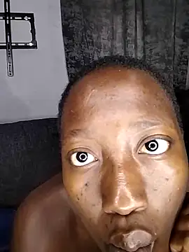 Snapshot of Melanin2002 chatting on April 22, 2026, 9:33 am Melanin2002 online show from April 22, 2026, 9:33 am