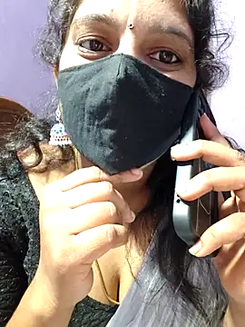 Snapshot of luci-queen chatting on September 13, 2025, 3:12 pm luci-queen online show from September 13, 2025, 3:12 pm