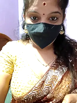 Snapshot of luci-queen chatting on September 22, 2025, 5:20 am luci-queen online show from September 22, 2025, 5:20 am