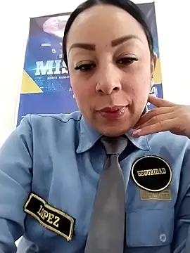 CRISTAL  11 online show from November 4, 2025, 1:10 pm