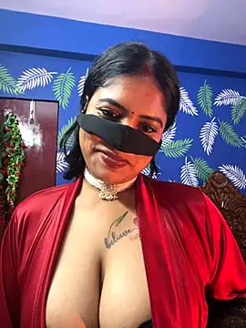 V-Hot-Sweti online show from November 7, 2025, 4:01 am