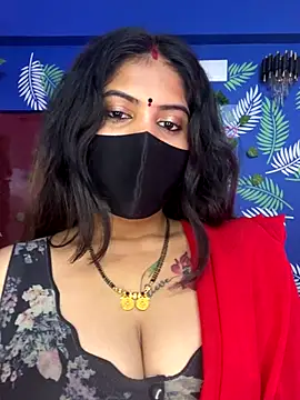 V-Hot-Sweti online show from November 24, 2025, 4:51 pm