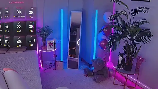 Leri Star online show from December 14, 2025, 7:18 pm