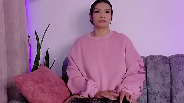 samiradoll online show from June 10, 2026, 3:50 am