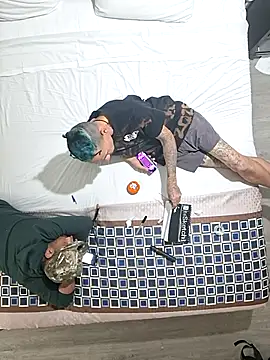 Snapshot of DrewTheTOP chatting on November 20, 2025, 12:05 pm DrewTheTOP online show from November 20, 2025, 12:05 pm