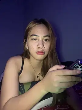 Shy SexyLady online show from April 7, 2026, 3:12 pm