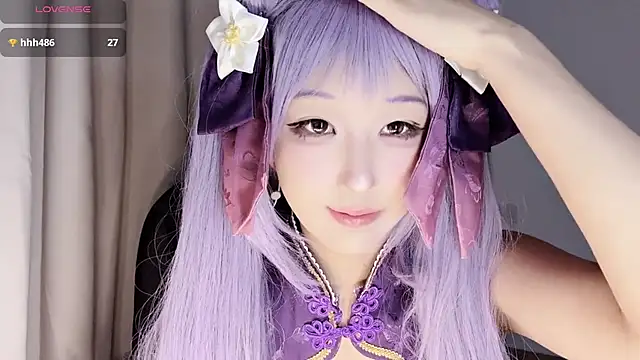 Snapshot of Winnie666- chatting on October 15, 2025, 1:11 pm Winnie666- online show from October 15, 2025, 1:11 pm