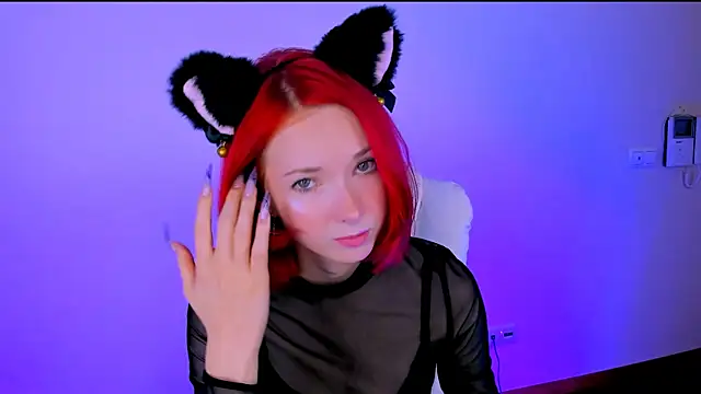 Snapshot of KimBoydd chatting on October 2, 2025, 7:59 am KimBoydd online show from October 2, 2025, 7:59 am