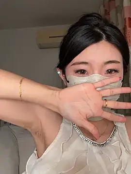 Lulu125216 online show from March 9, 2026, 2:43 pm