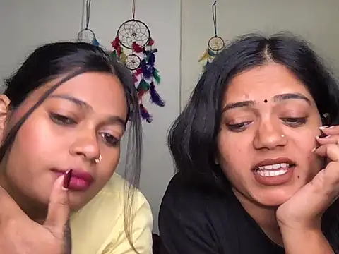 HoleyCoupon online show from January 13, 2026, 6:35 pm