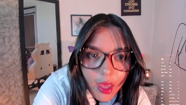 FierceLali online show from November 13, 2025, 8:08 pm