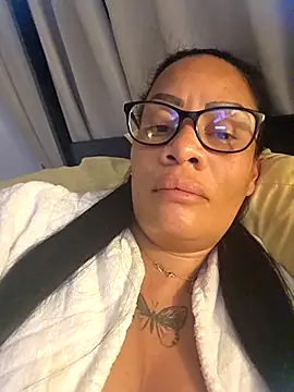 sugarsweetie8000 online show from September 25, 2025, 1:42 am