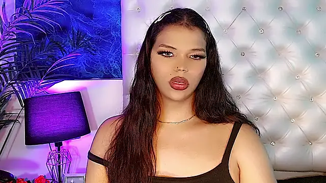 Valeria Swett  online show from March 8, 2026, 2:04 am