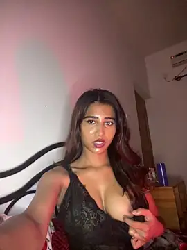 STRIP GLOW online show from April 25, 2026, 8:17 pm