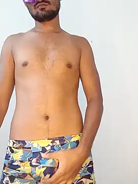 Snapshot of new_coupleee chatting on September 25, 2025, 7:01 am new coupleee online show from September 25, 2025, 7:01 am