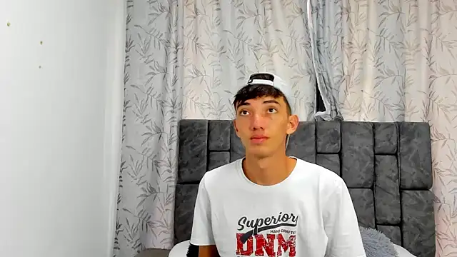 Maikol Ortiz online show from December 21, 2025, 12:23 pm