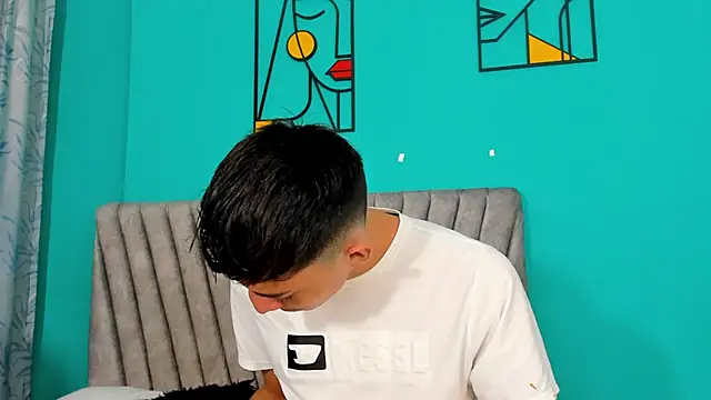 Maikol Ortiz online show from April 13, 2026, 12:43 pm