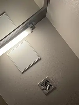 violet lin online show from April 11, 2026, 7:51 pm