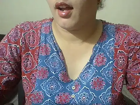 Snapshot of rekha_09 chatting on September 14, 2025, 4:50 pm rekha 09 online show from September 14, 2025, 4:50 pm