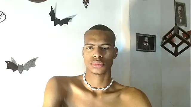 criss zuri online show from October 23, 2025, 11:42 am