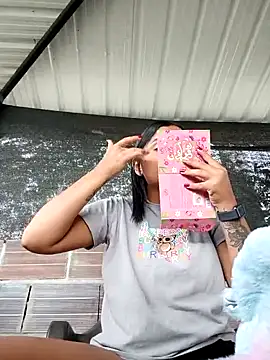 Snapshot of Naugthy-Mey chatting on October 7, 2025, 1:52 pm Naugthy-Mey online show from October 7, 2025, 1:52 pm