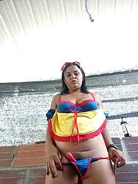 Snapshot of Naugthy-Mey chatting on October 11, 2025, 2:04 pm Naugthy-Mey online show from October 11, 2025, 2:04 pm