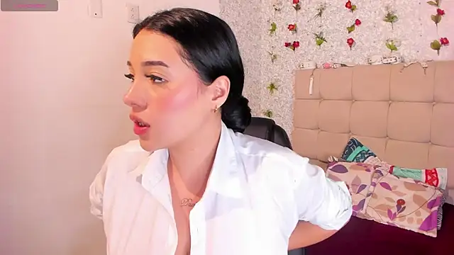 Scarlett Hot7 online show from September 12, 2025, 5:07 am