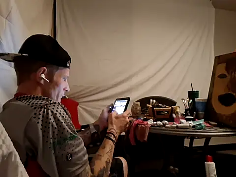 WWGD69 online show from April 16, 2026, 7:42 am