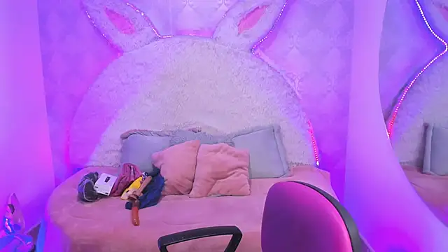 Gaby louse online show from February 24, 2026, 7:12 pm