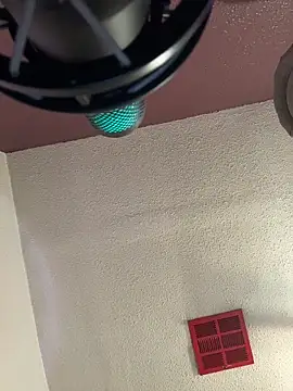 MyHoneyFrida online show from February 24, 2026, 5:16 am