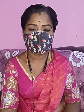 Snapshot of tamilammukuttyy chatting on May 18, 2026, 10:48 pm tamilammukuttyy online show from May 18, 2026, 10:48 pm