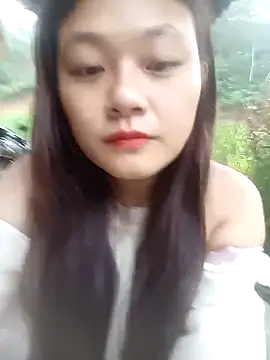 mai-xinh online show from October 12, 2025, 11:15 pm