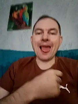 SummerArthur online show from November 3, 2025, 7:09 am