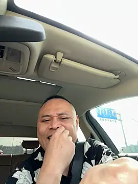 dajiba4718 online show from March 6, 2026, 7:16 am