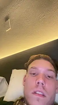 Snapshot of Duanennnn chatting on November 5, 2025, 10:54 pm Duanennnn online show from November 5, 2025, 10:54 pm