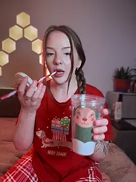 -Meowy- online show from December 14, 2025, 8:46 pm