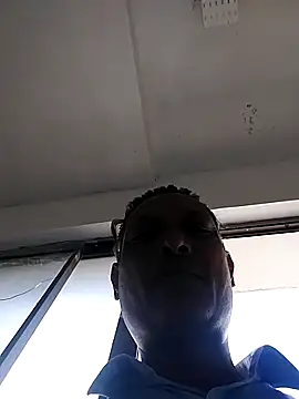 Snapshot of bisexdon chatting on October 6, 2025, 6:00 am bisexdon online show from October 6, 2025, 6:00 am