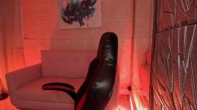 MAGIC TESSA online show from September 20, 2025, 5:25 pm