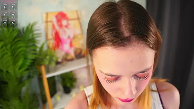 HollieCollelo online show from March 18, 2026, 2:58 am