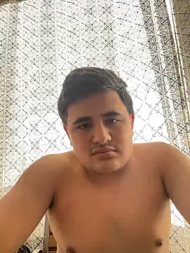 Snapshot of whitsblack chatting on November 16, 2025, 9:31 pm whitsblack online show from November 16, 2025, 9:31 pm