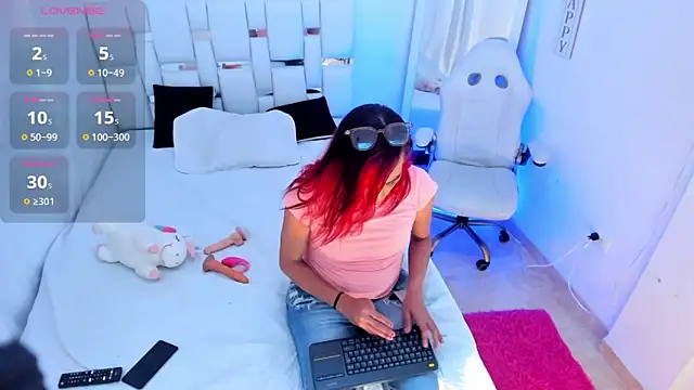 Snapshot of MissDiabla_ chatting on February 4, 2026, 1:28 pm MissDiabla online show from February 4, 2026, 1:28 pm